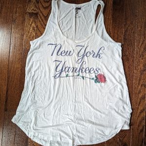 AE TAILGATE YANKEES TANK
